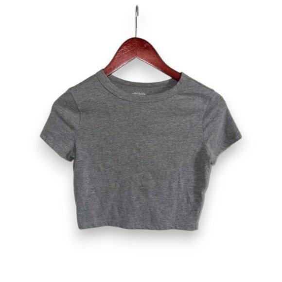 Wild Fable Charcoal Short Sleeve Crop Top - Picture 1 of 7